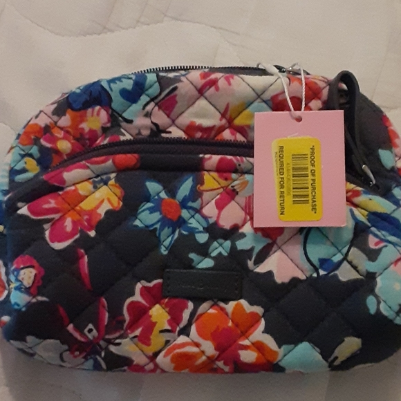 Vera Bradley Accessories - Vera Bradley Makeup bag